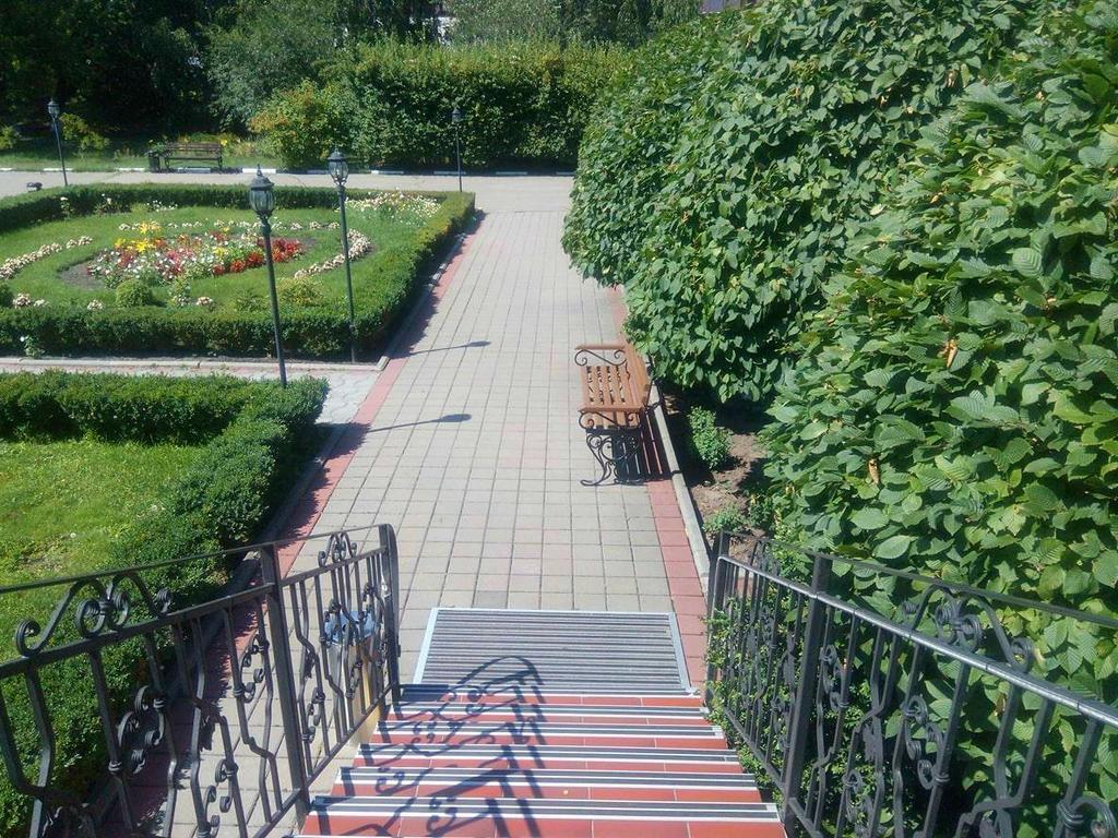 Chervona Kalina Hotel Kiev Esterno foto